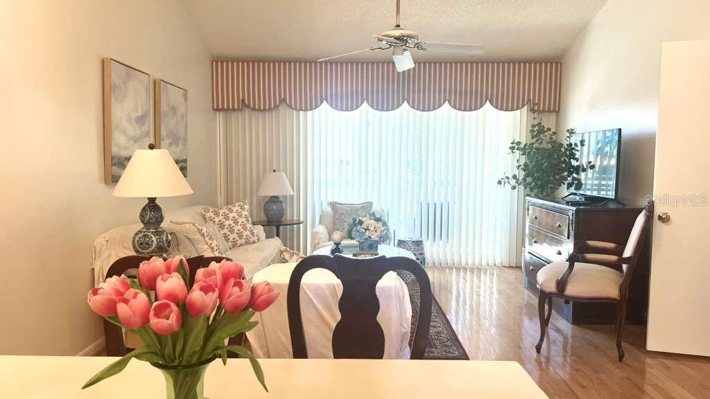 VISTA VERDE - Residential