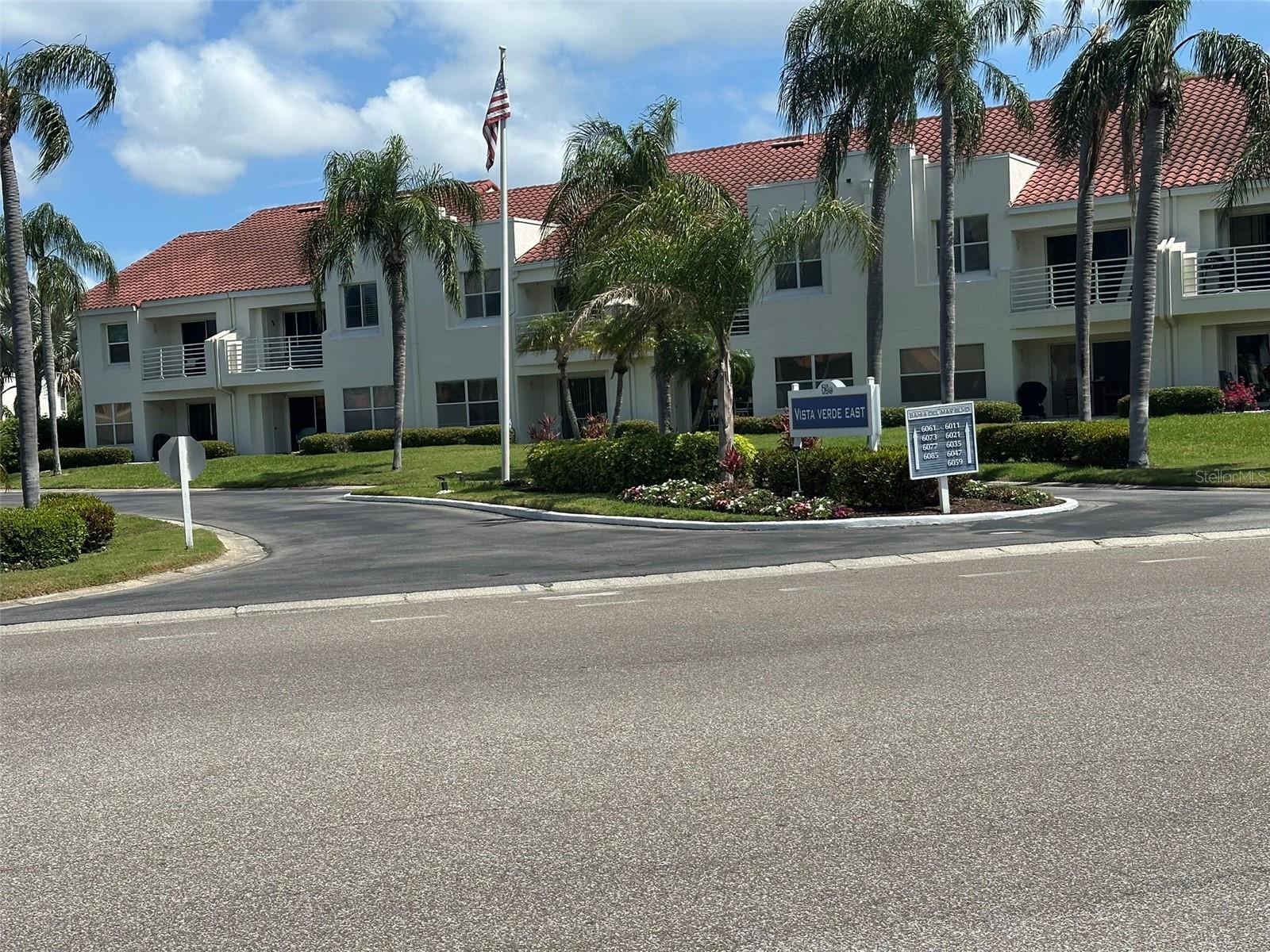 VISTA VERDE - Residential