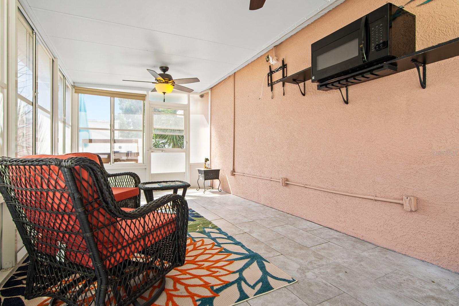 OAKMOUNT SUB - Residential