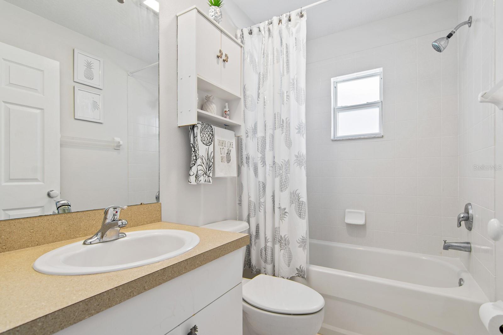 OAKMOUNT SUB - Residential