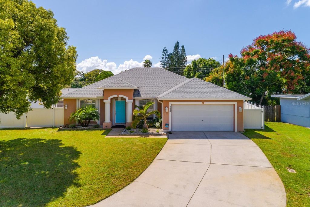 Photo of 404 Oakmount Road, Clearwater, FL 33765 (MLS # TB8436017)
