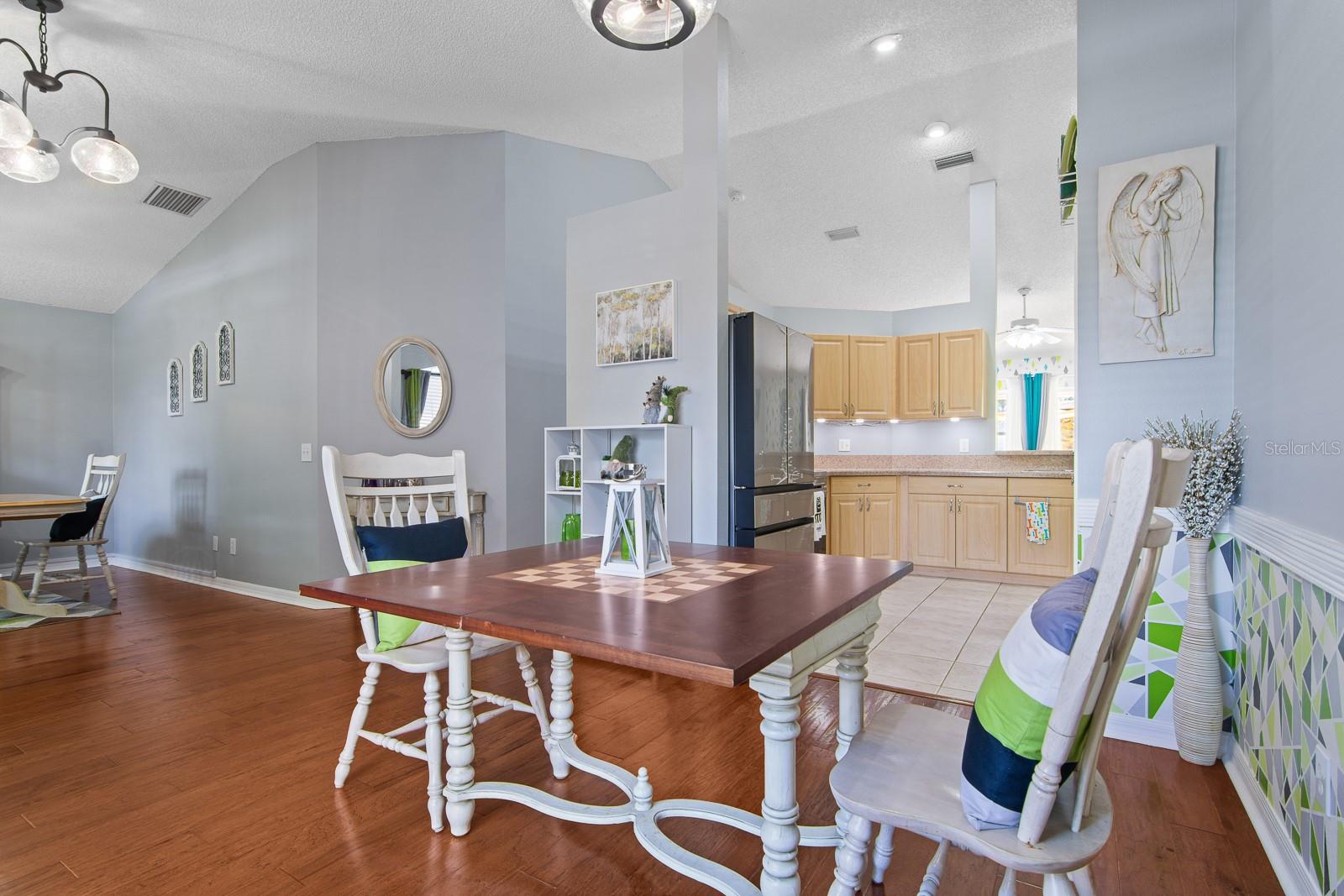 OAKMOUNT SUB - Residential