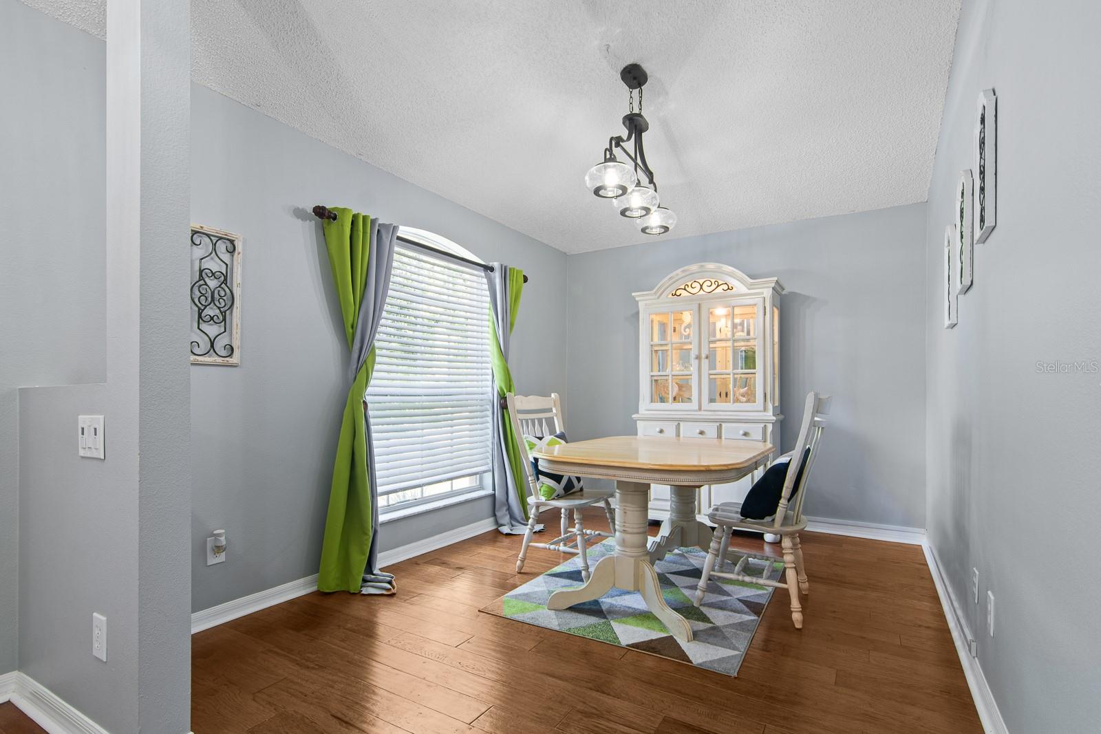 OAKMOUNT SUB - Residential