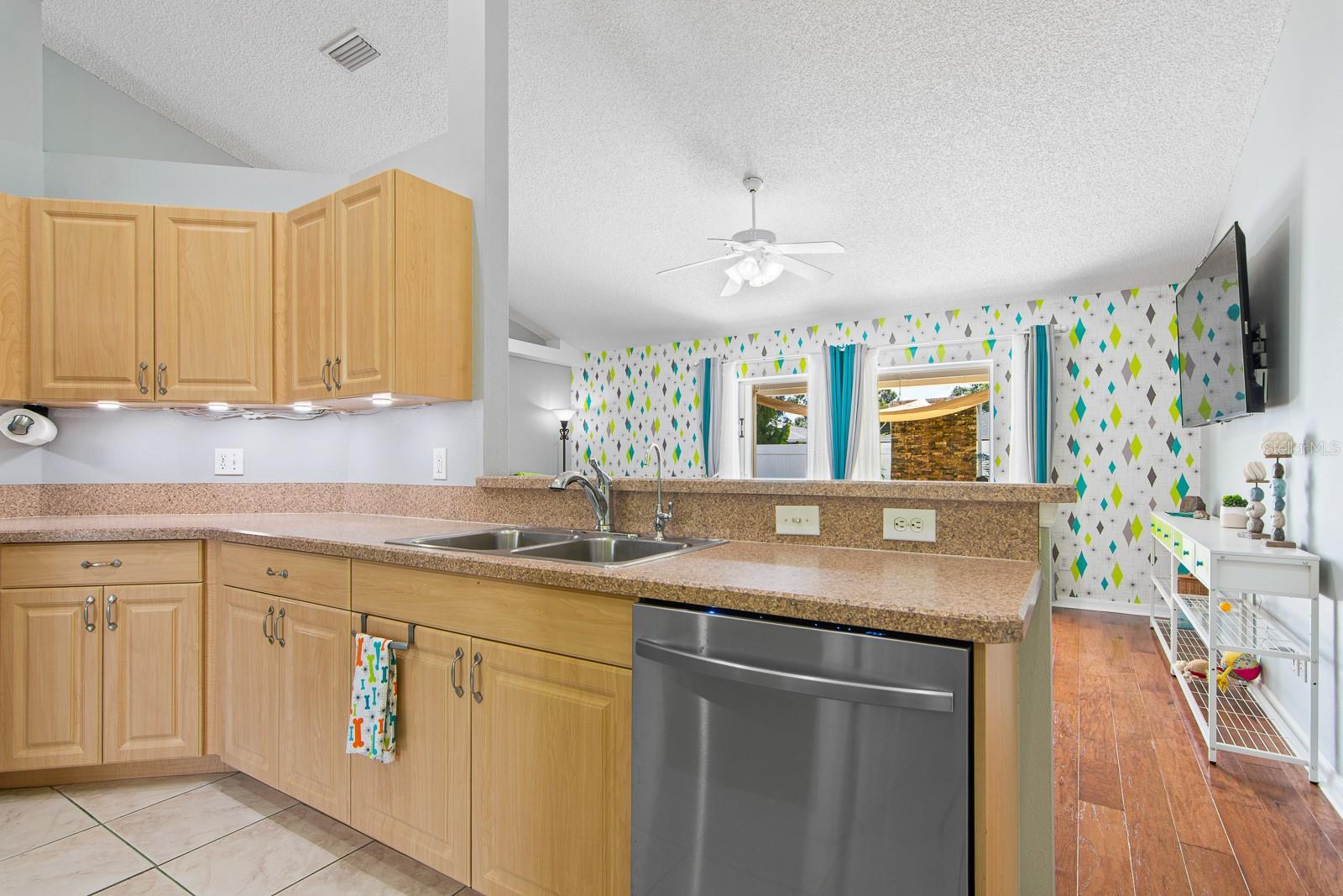 OAKMOUNT SUB - Residential