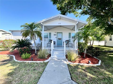 Photo of 223 Mount Piney Avenue NE #302, St Petersburg, FL 33702 (MLS # TB8375094)