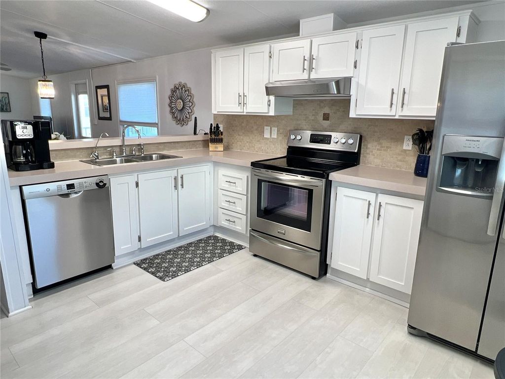 Photo of 223 Mount Piney Avenue NE #302, St Petersburg, FL 33702 (MLS # TB8375094)