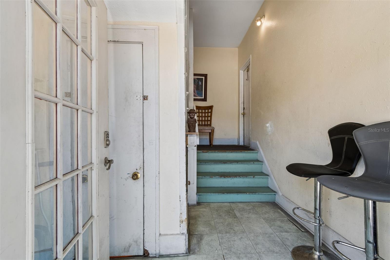 CROMWELL HEIGHTS - Residential Income