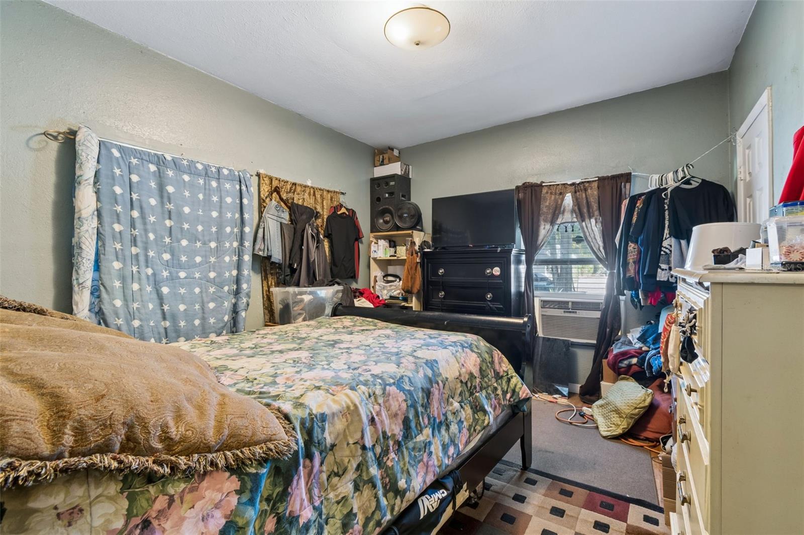 CROMWELL HEIGHTS - Residential Income
