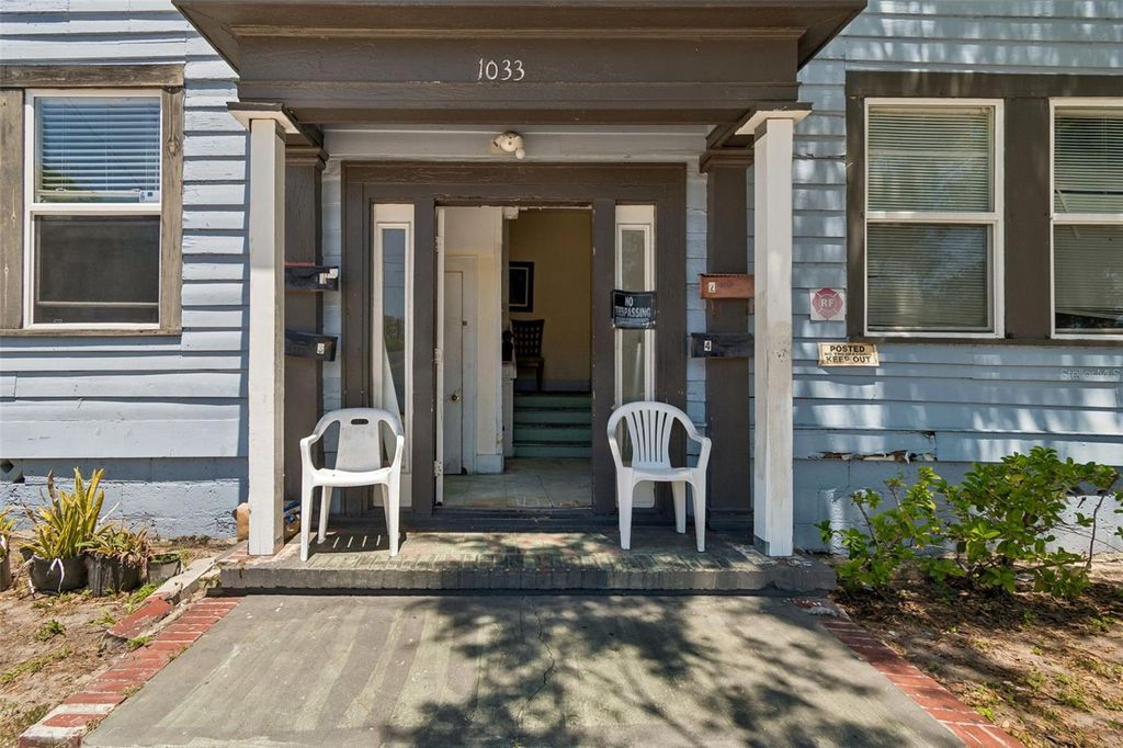 Photo of 1033 19th Avenue S, St Petersburg, FL 33705 (MLS # TB8503357)