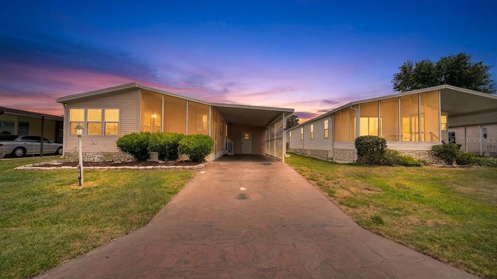 Photo of 226 Douglas Park Avenue, Davenport, FL 33897 (MLS # S5148268)