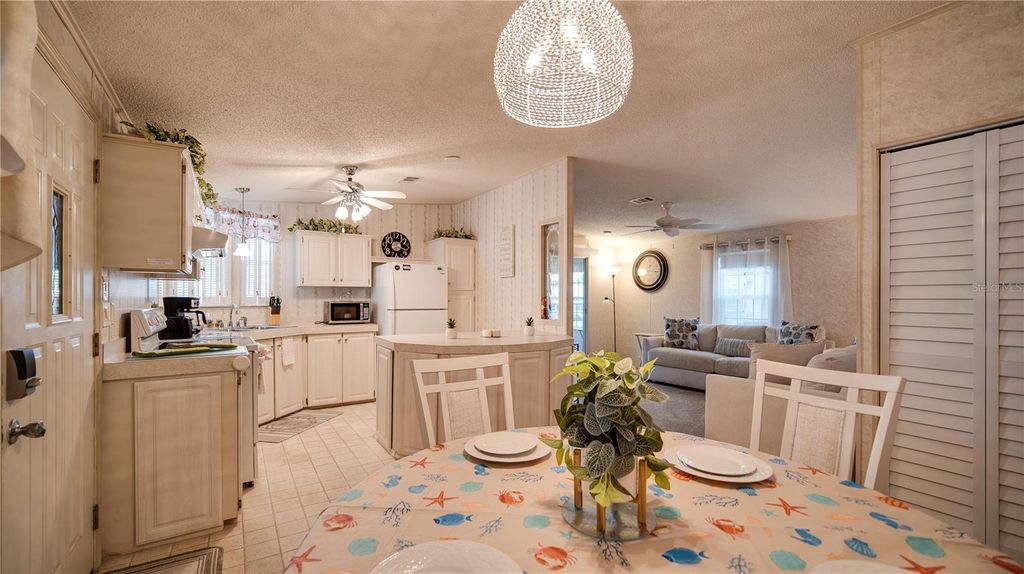 Photo of 226 Douglas Park Avenue, Davenport, FL 33897 (MLS # S5148268)