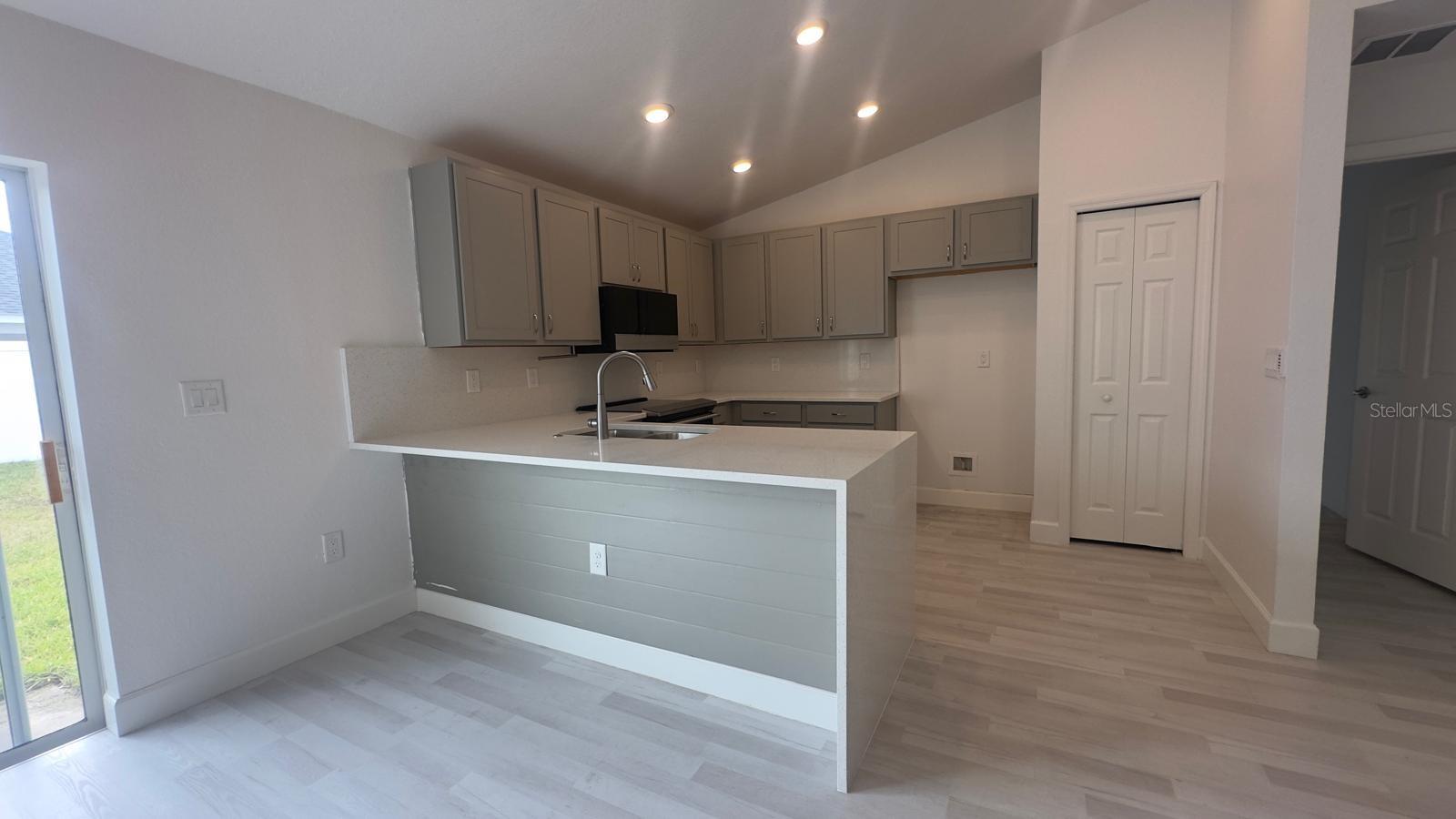 GRACELYN GROVE PH 1 - Residential