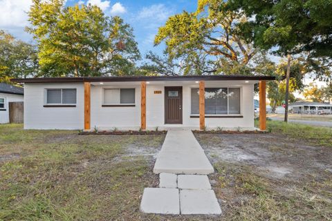 A home in TAMPA