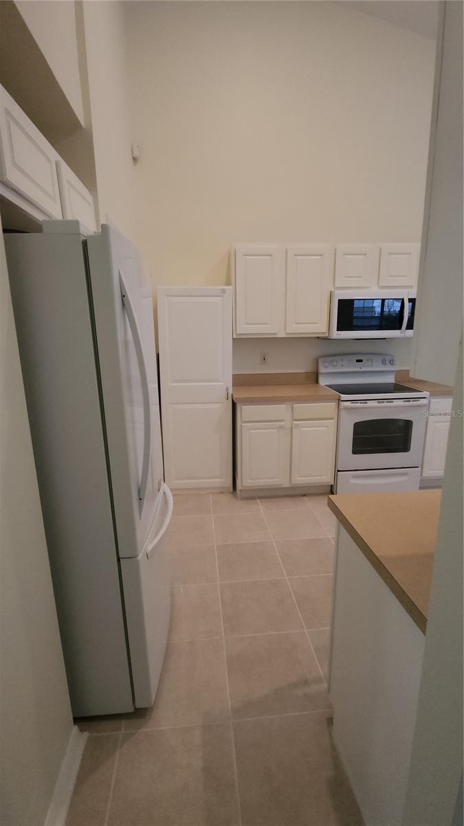 GREENBROOK VILLAS AT ERROL ESTATES 02 - Residential Lease