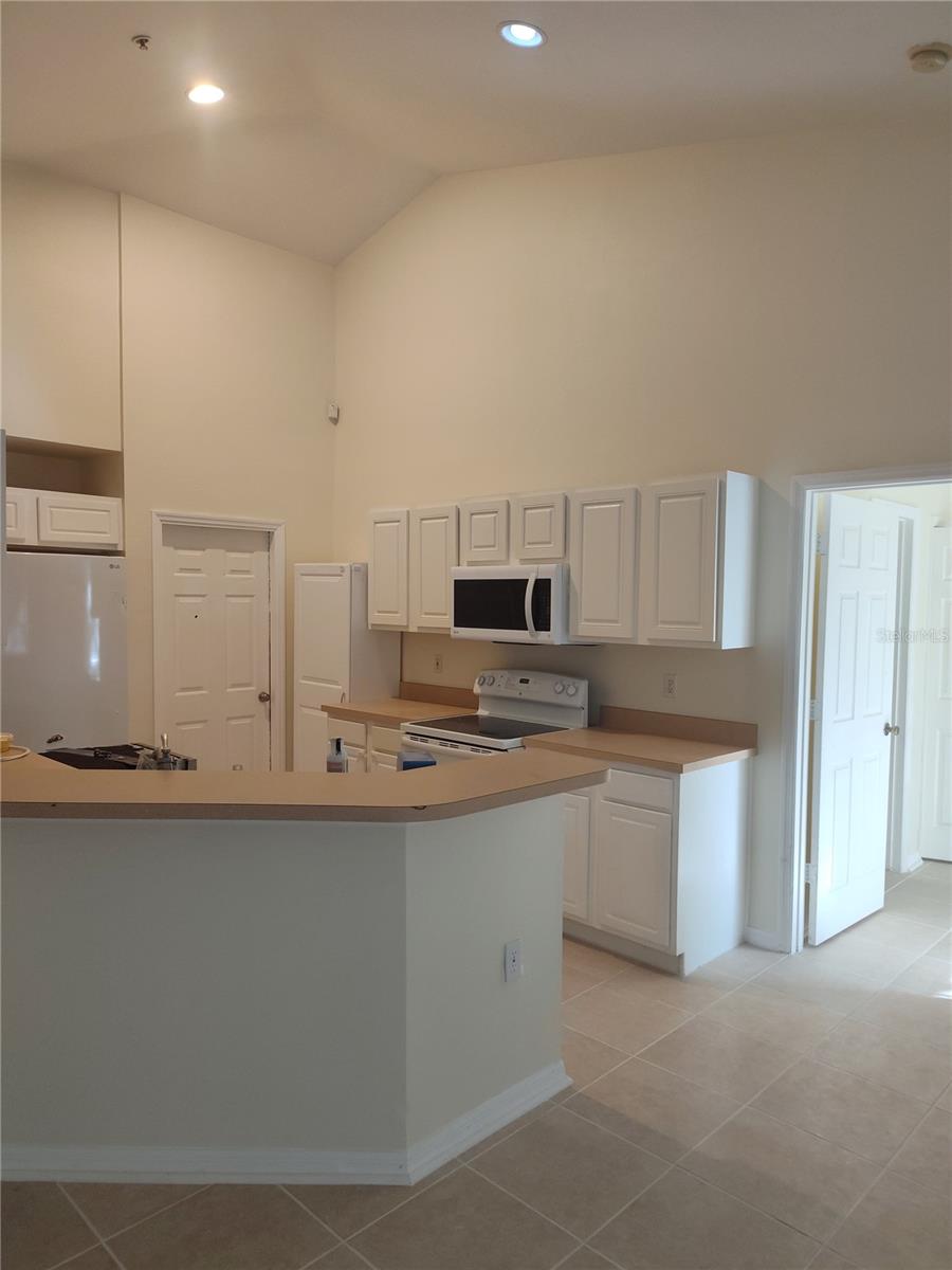 GREENBROOK VILLAS AT ERROL ESTATES 02 - Residential Lease