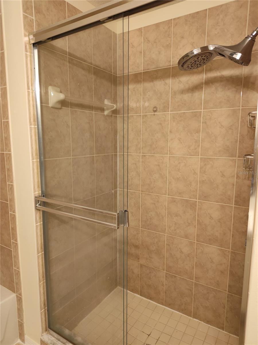 GREENBROOK VILLAS AT ERROL ESTATES 02 - Residential Lease