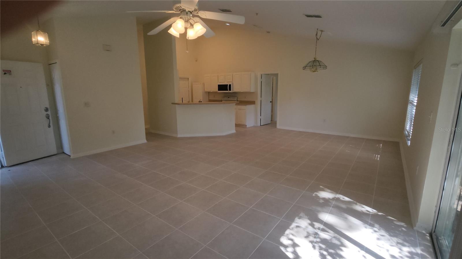 GREENBROOK VILLAS AT ERROL ESTATES 02 - Residential Lease