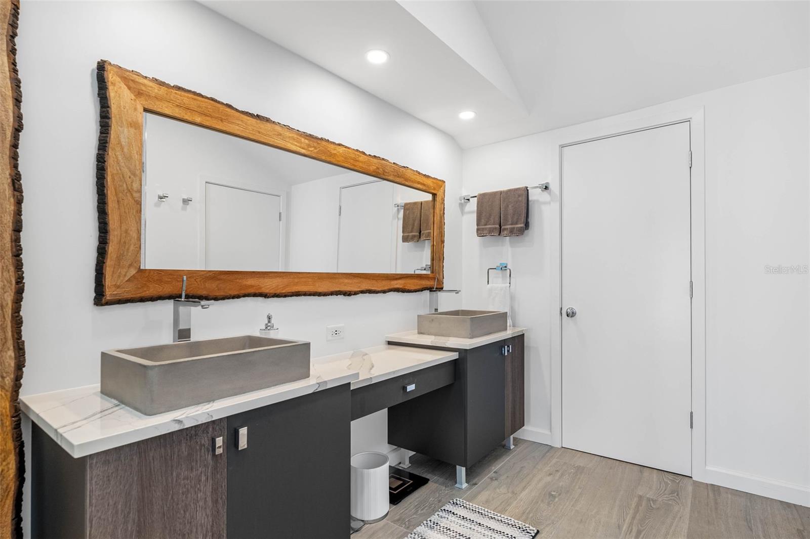 SEASCAPE OF NORTH REDINGTON BEACH - Residential