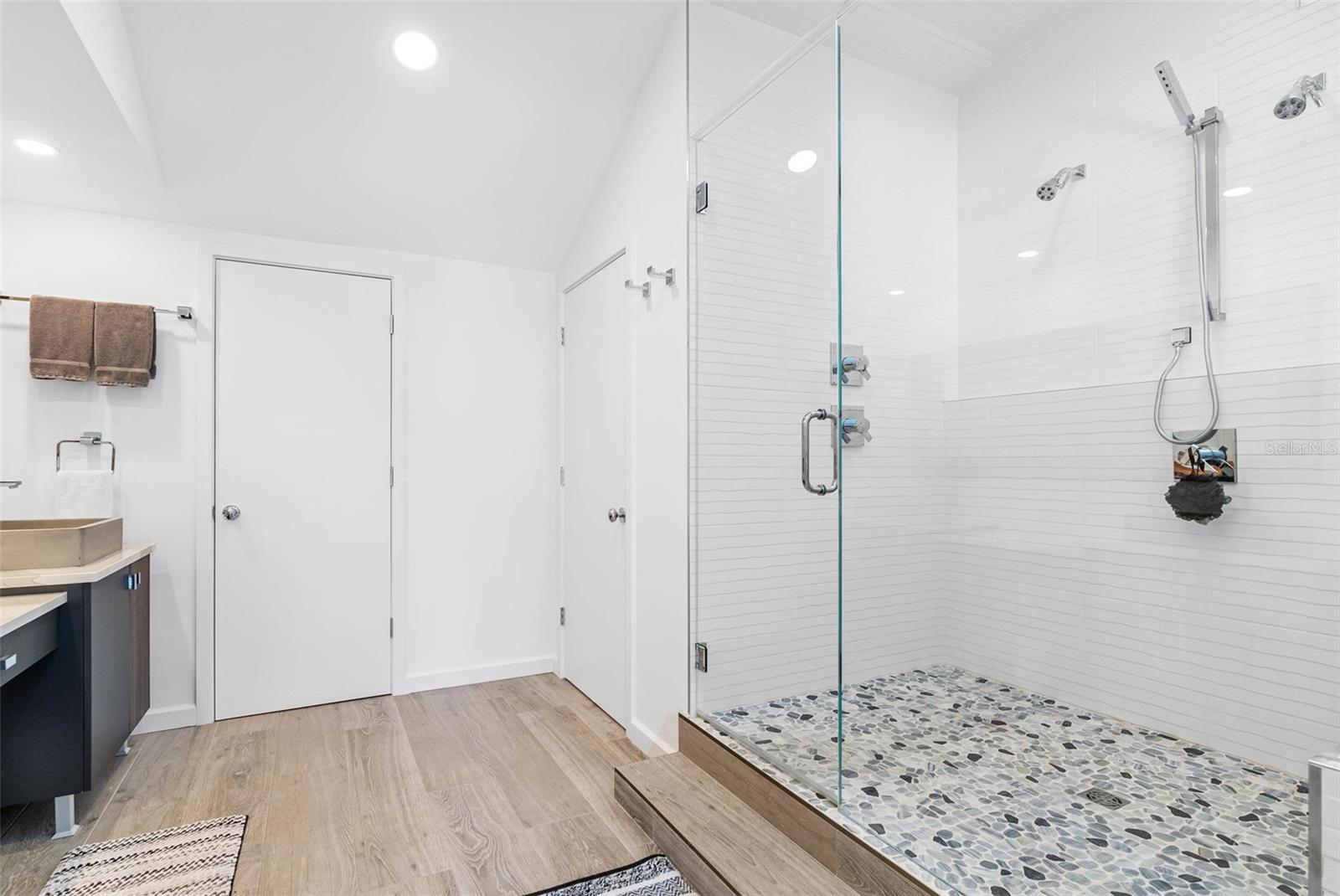 SEASCAPE OF NORTH REDINGTON BEACH - Residential