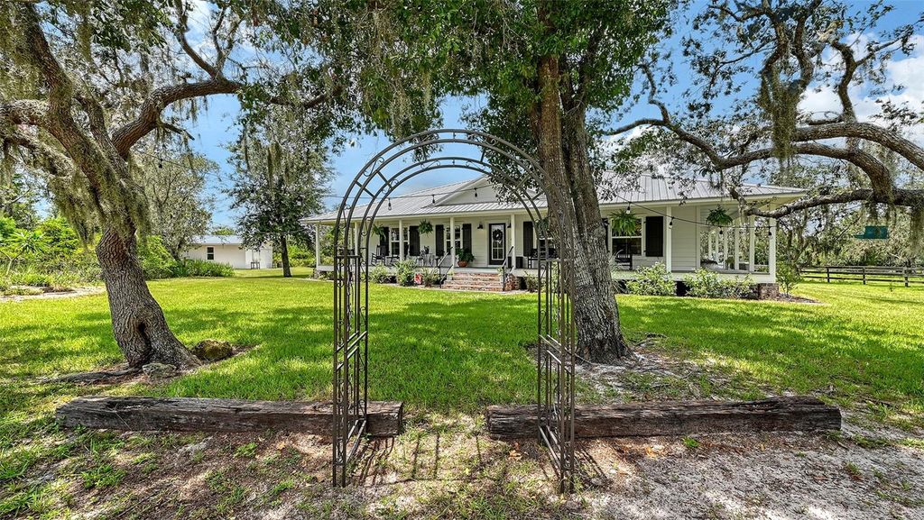 Photo of 5230 Wauchula Road, Myakka City, FL 34251 (MLS # A4661422)