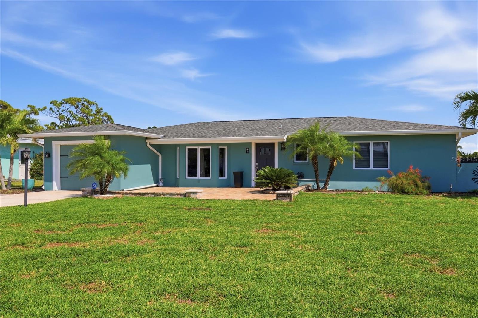 11 OAKLAND HILLS COURT