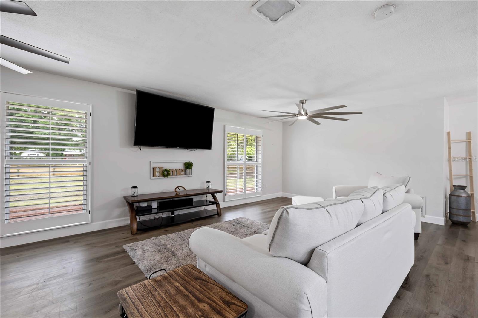 DESOTO ACRES - Residential