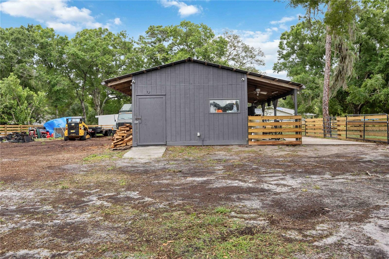 DESOTO ACRES - Residential