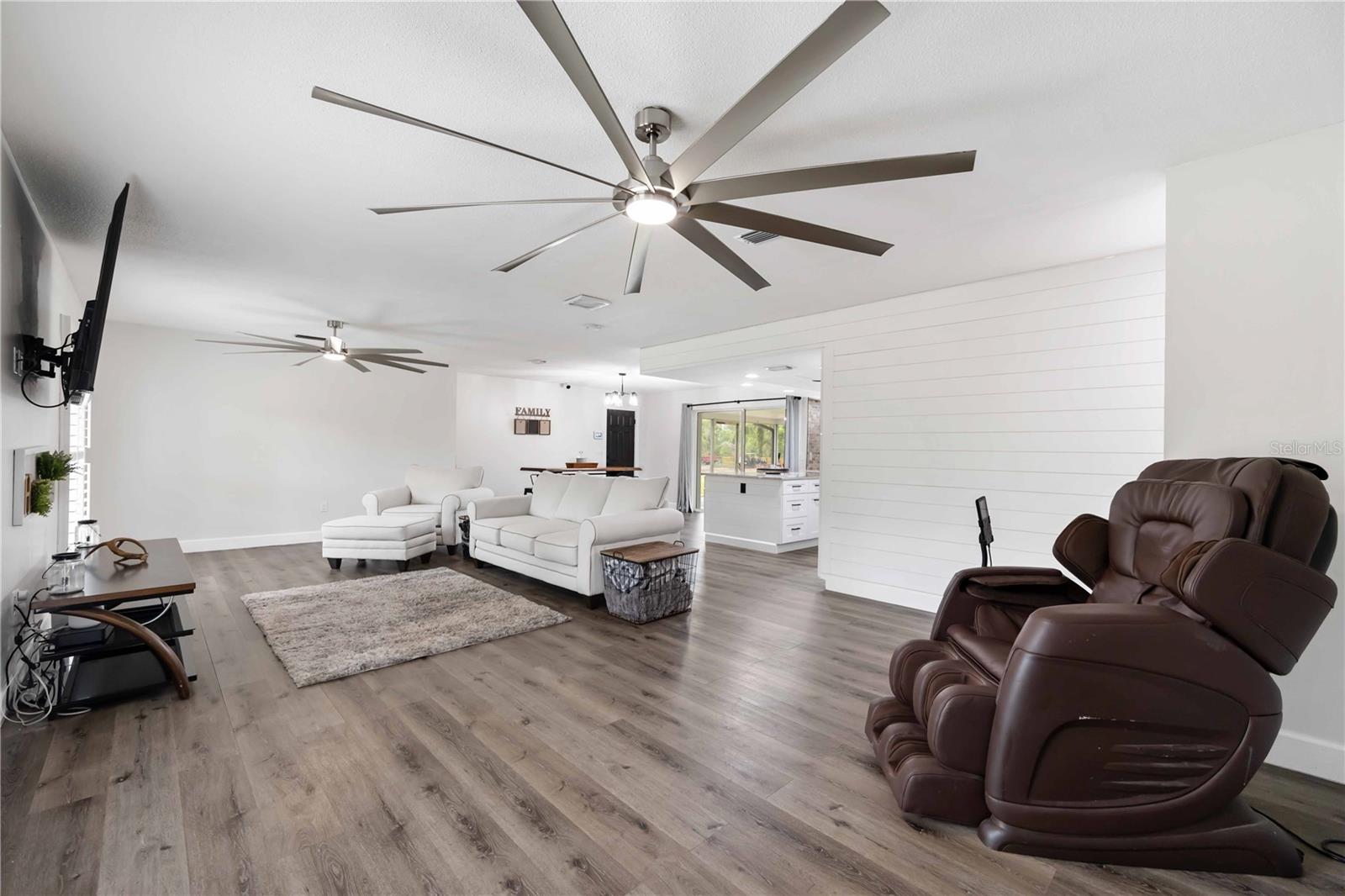 DESOTO ACRES - Residential