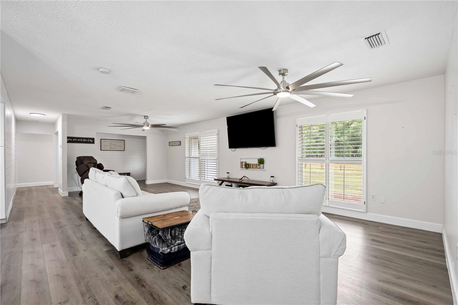 DESOTO ACRES - Residential