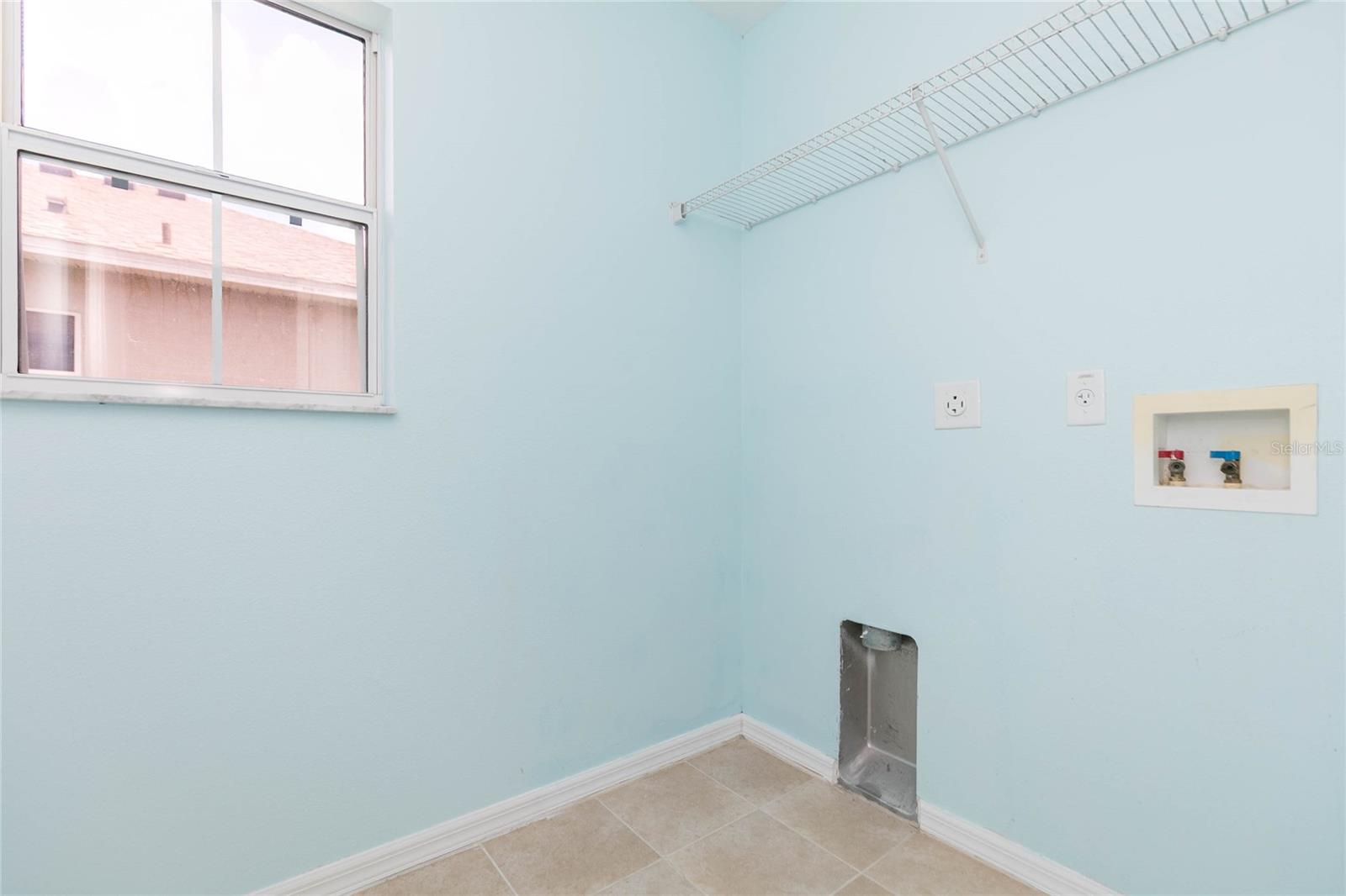 WEDGEWOOD TWNHMS - Residential