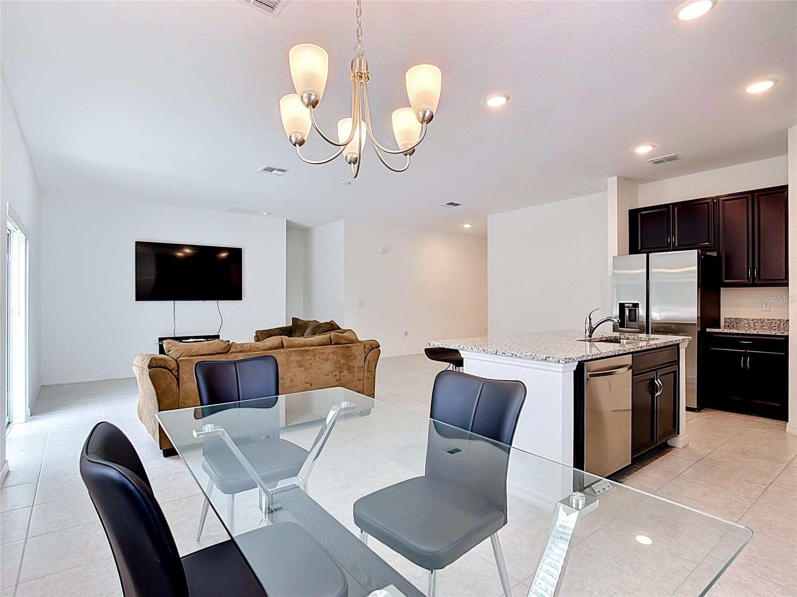 1414 ORLANDO COURT