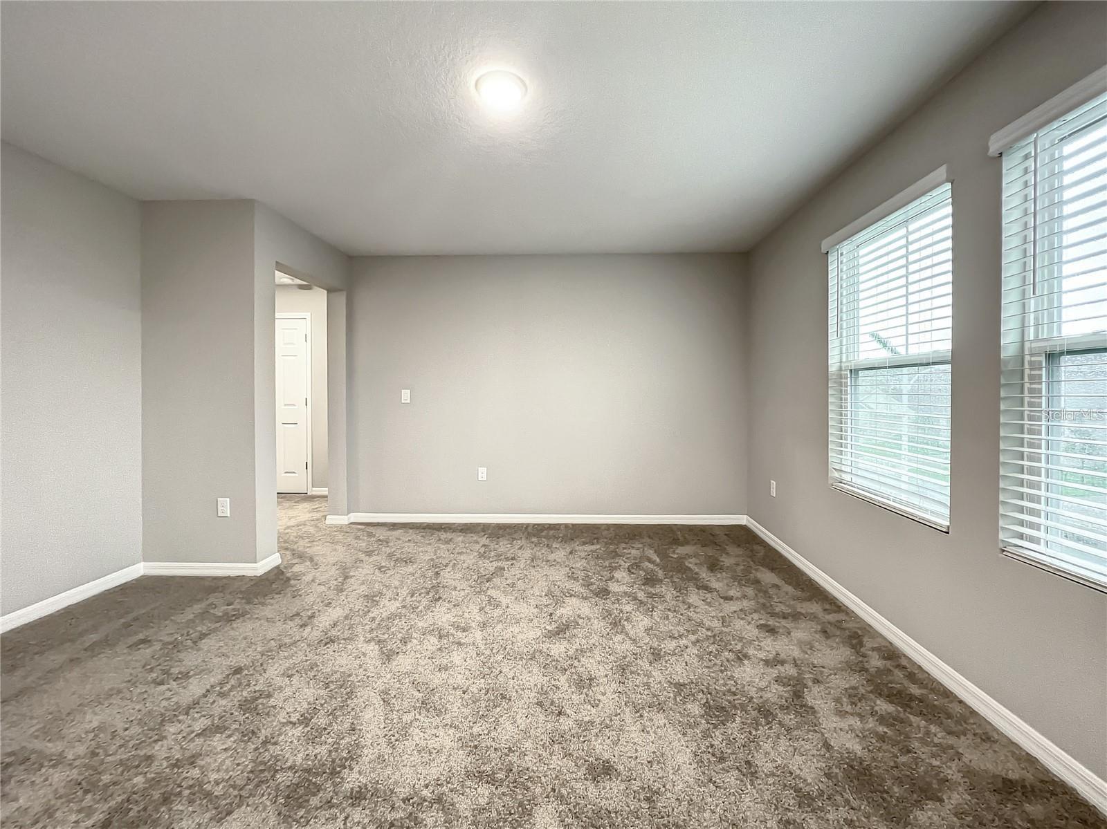 PASADENA POINT PHASE 1 PB 88 PG 29 BLOCK 5 LOT 16 - Residential