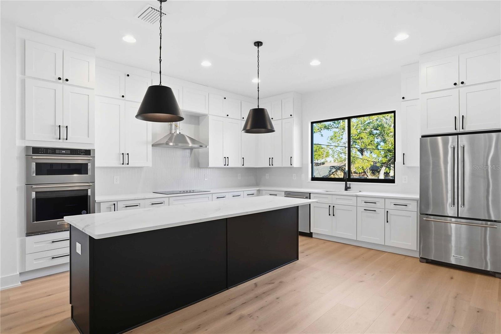 THE HARPER AND THE SAMSON - Residential