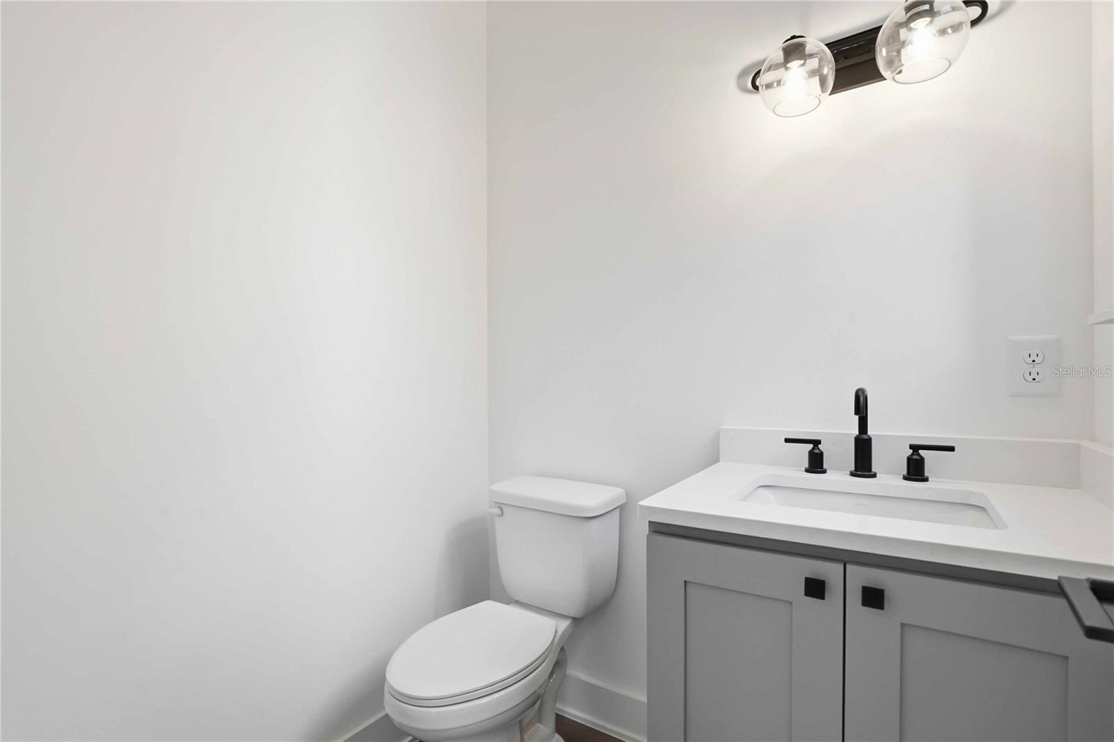 THE HARPER AND THE SAMSON - Residential