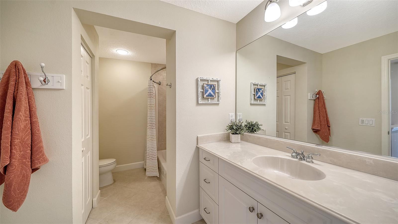 BLACKBURN POINT MARINA VILLAGE - Residential