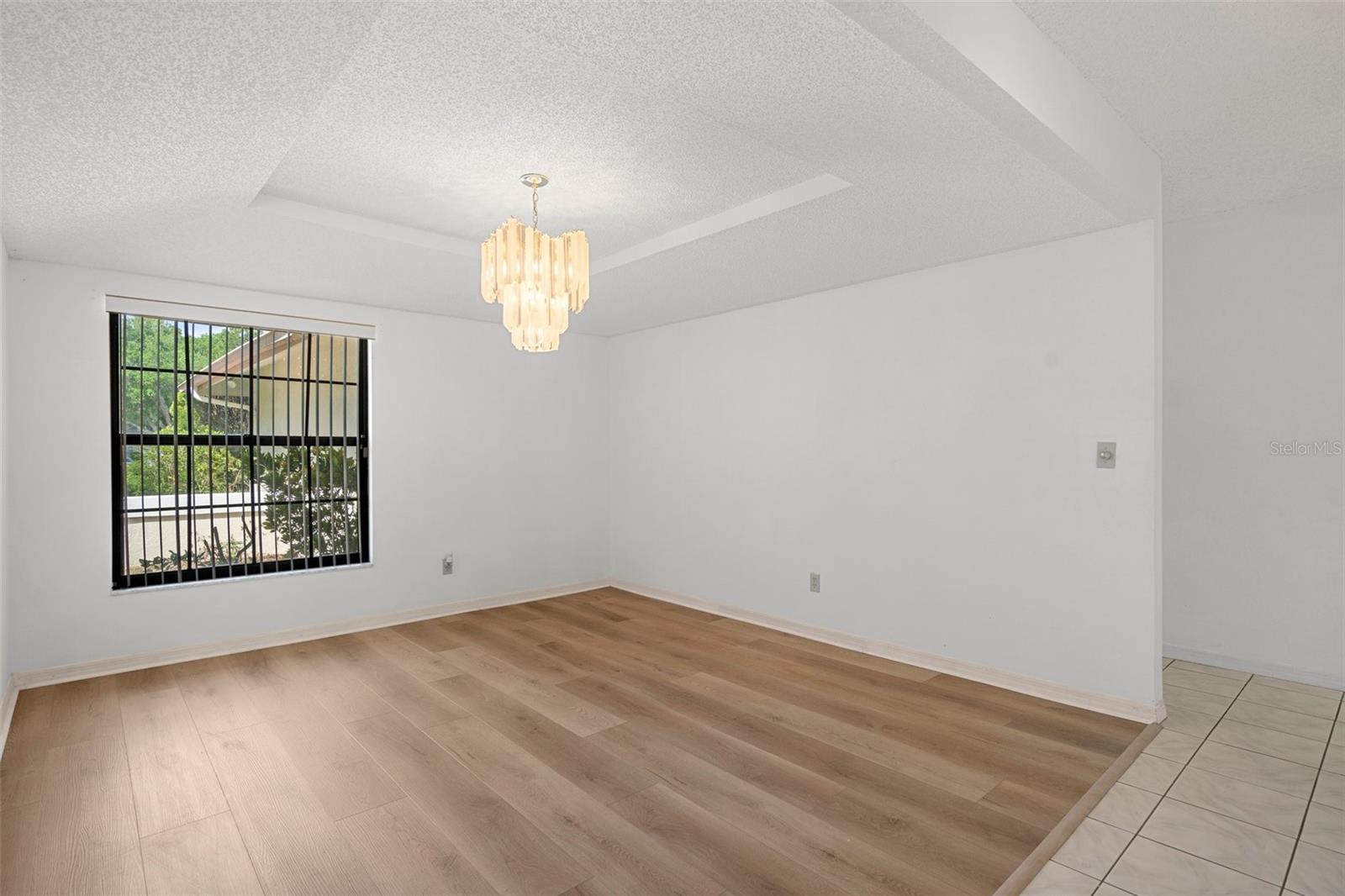 TAMPA PALMS UNIT 3 REP OF - Residential