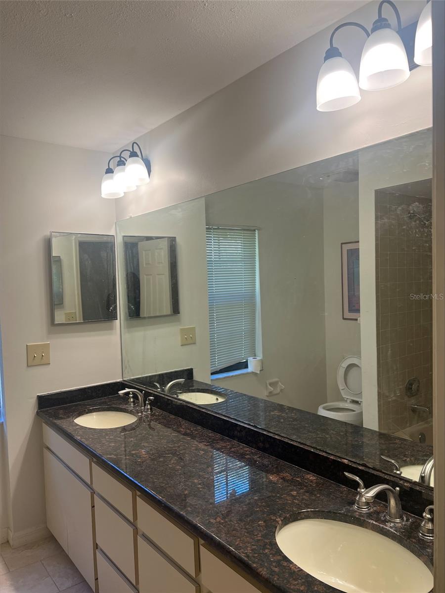 TAMPA PALMS UNIT 3 REP OF - Residential