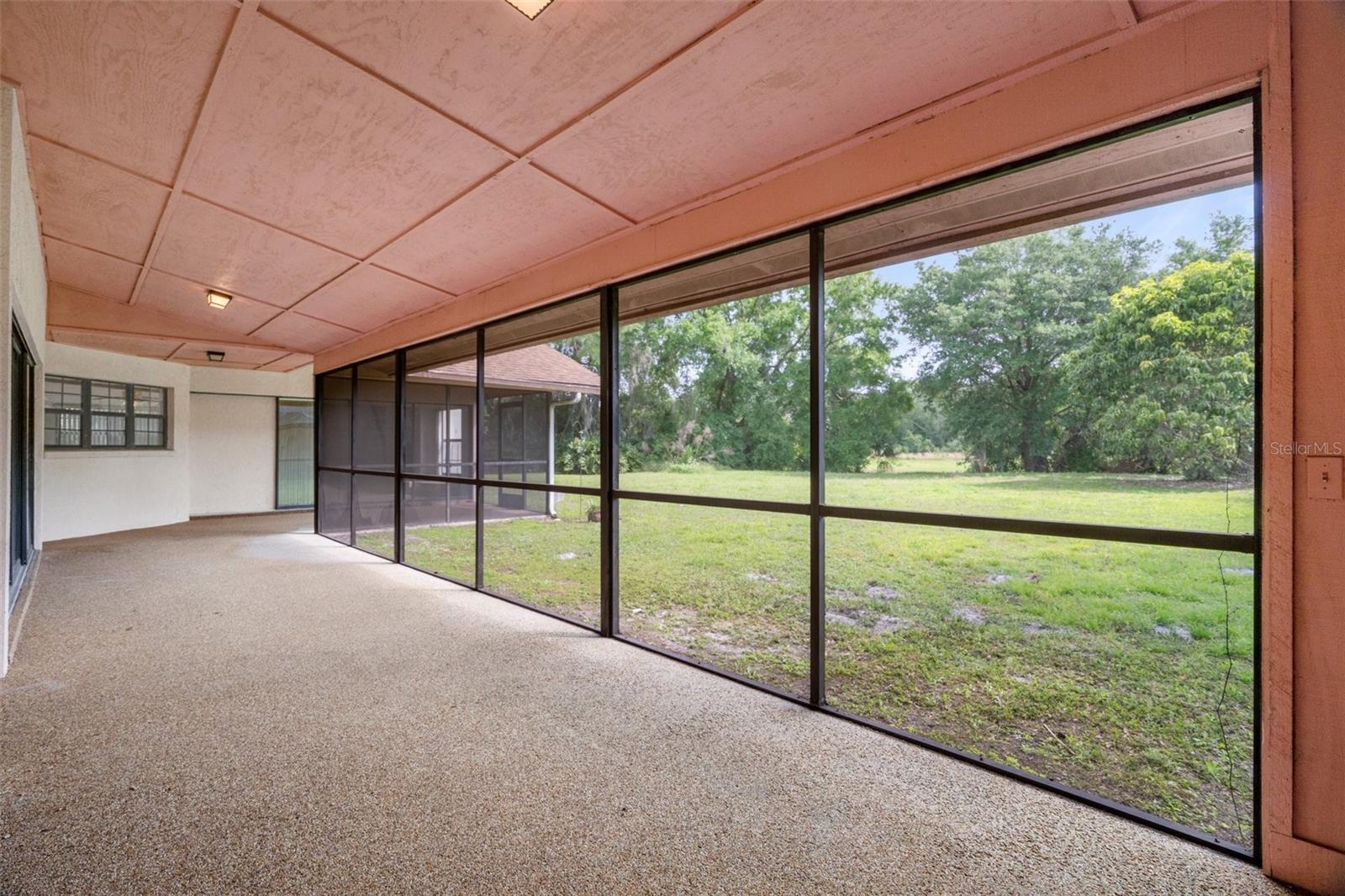 TAMPA PALMS UNIT 3 REP OF - Residential