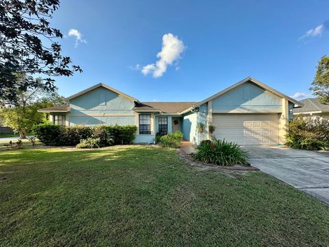 Photo of 3799 Dunwich Avenue, Orlando, FL 32817 (MLS # O6347133)