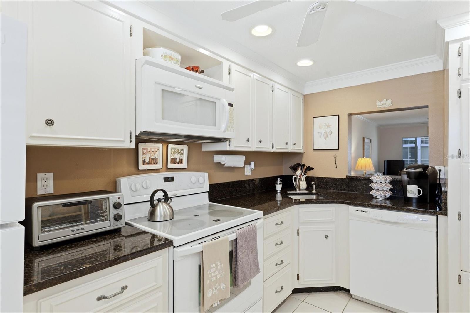 BELLA COSTA II - Residential