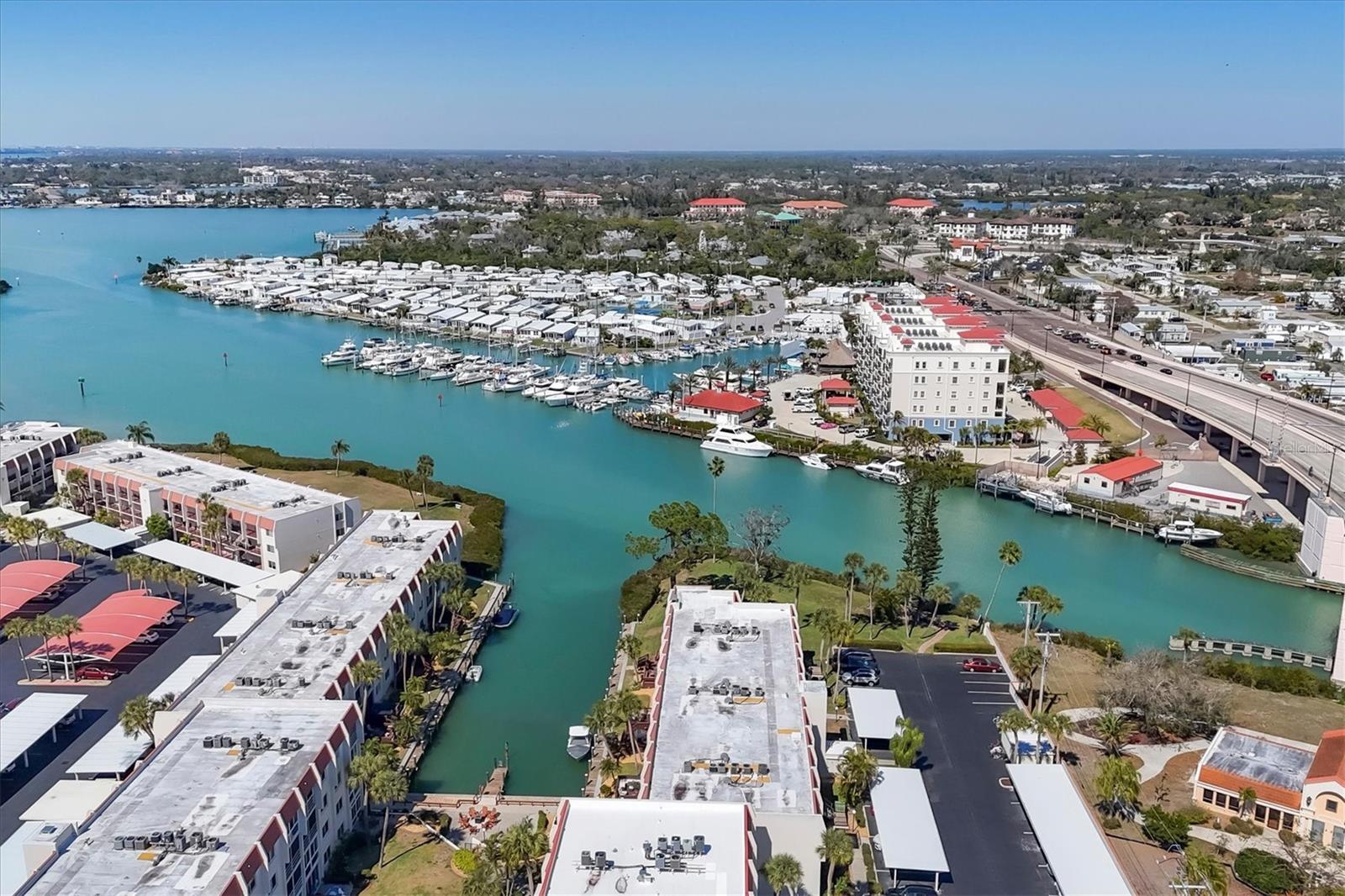 BELLA COSTA II - Residential