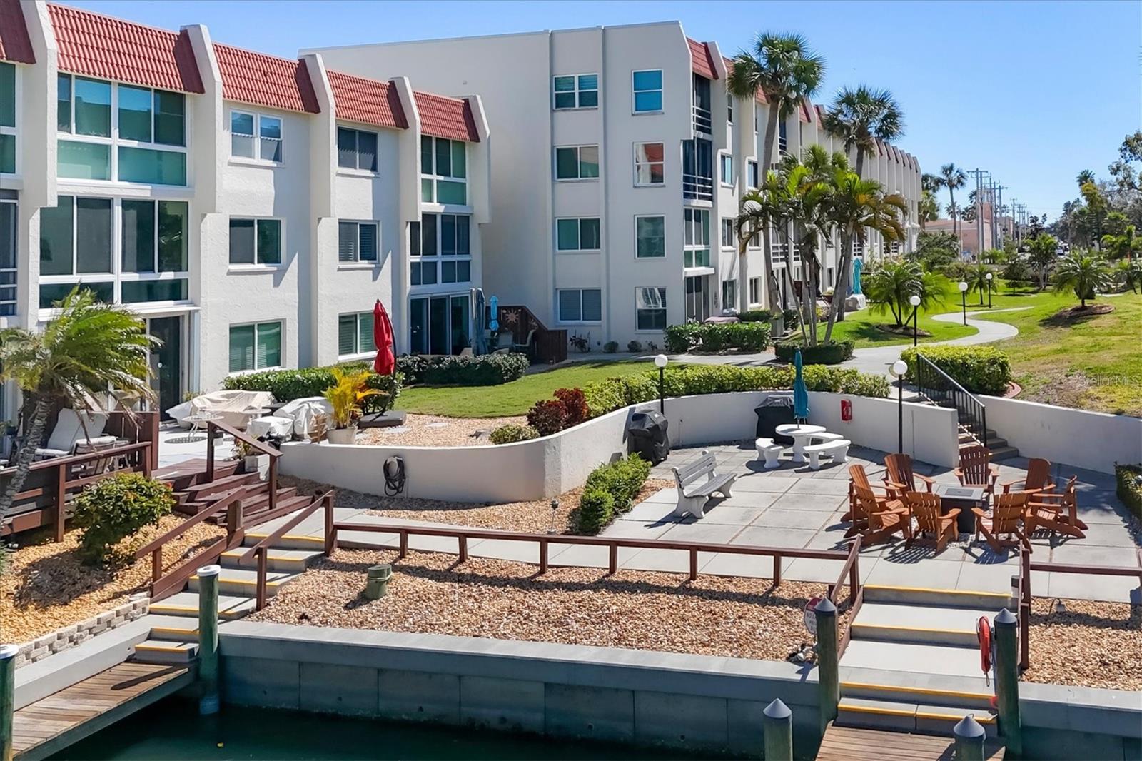 BELLA COSTA II - Residential