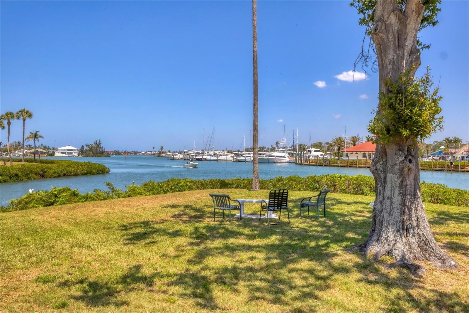 BELLA COSTA II - Residential