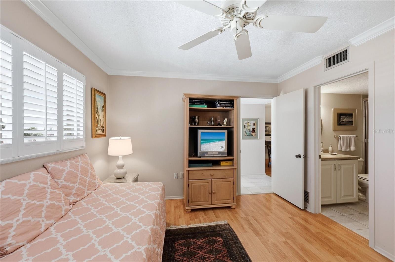 BELLA COSTA II - Residential