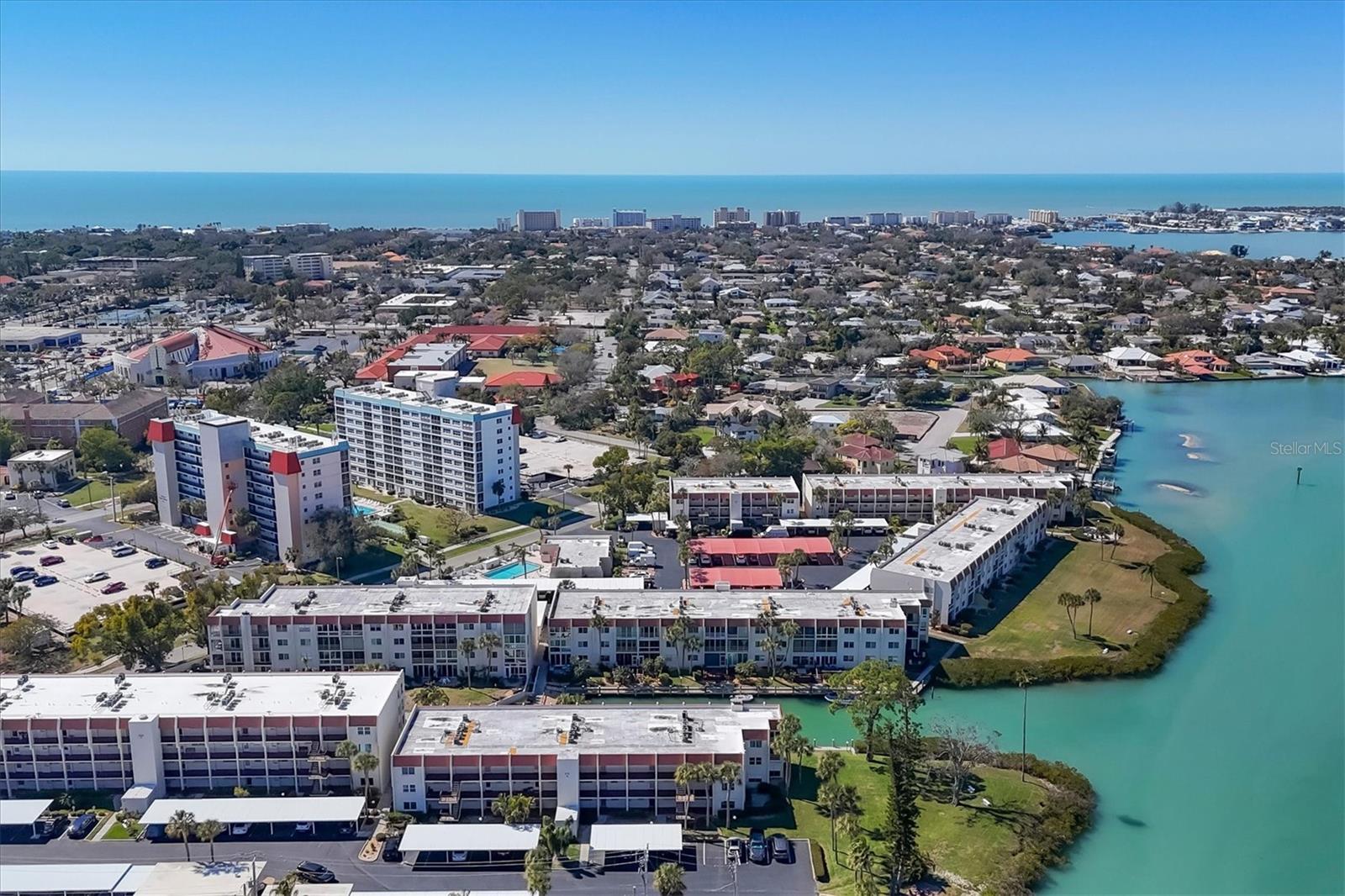 BELLA COSTA II - Residential