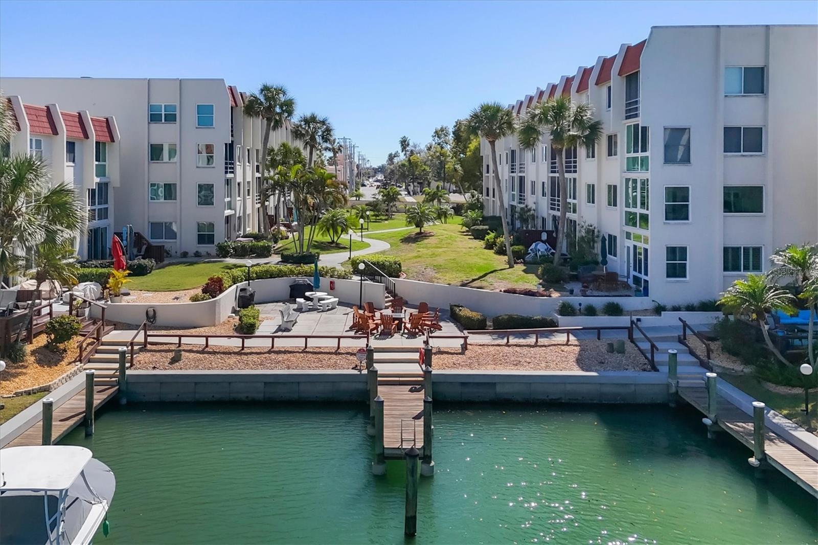 BELLA COSTA II - Residential