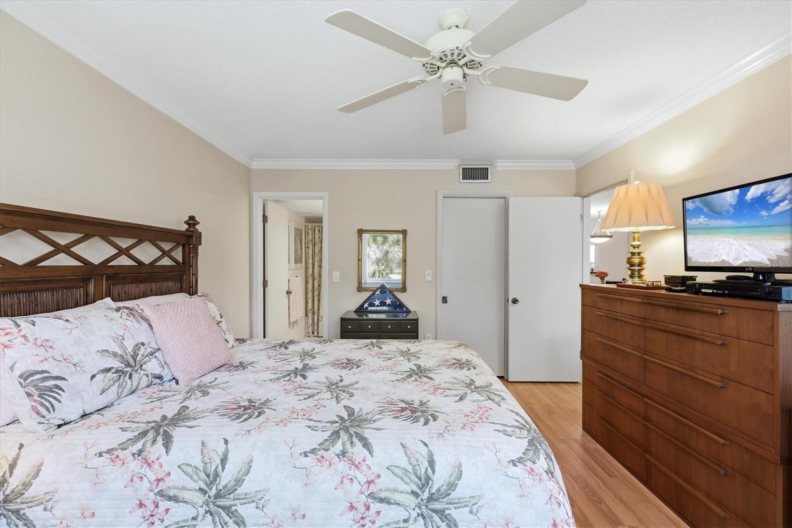 BELLA COSTA II - Residential