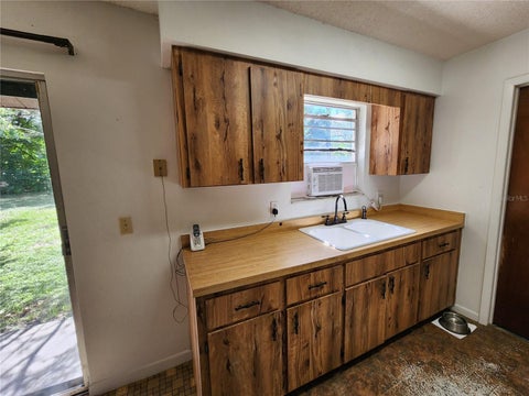 Tiny photo for 2274 NE 54th Place, Ocala, FL 34479 (MLS # OM734612)