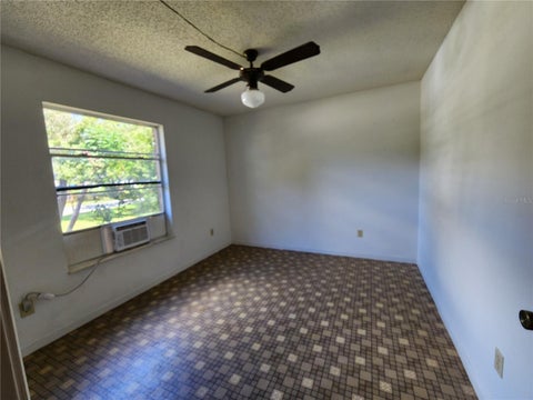 Tiny photo for 2274 NE 54th Place, Ocala, FL 34479 (MLS # OM734612)