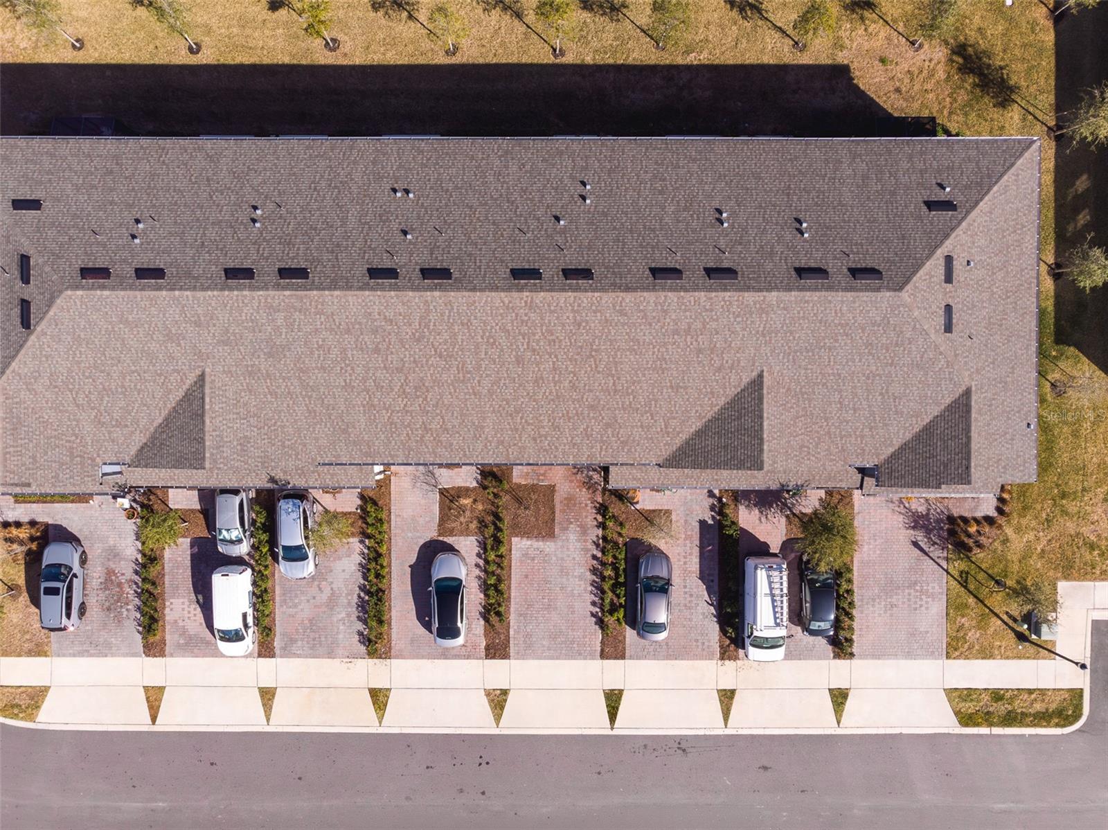 TOWNS AT LAKE MONROE COMMONS - Residential